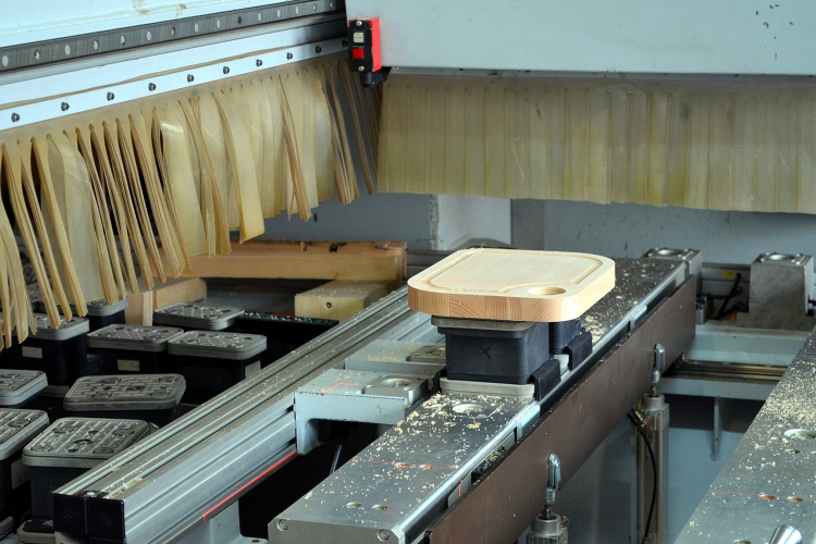 Riesgos ergonómicos en la industria de la madera.