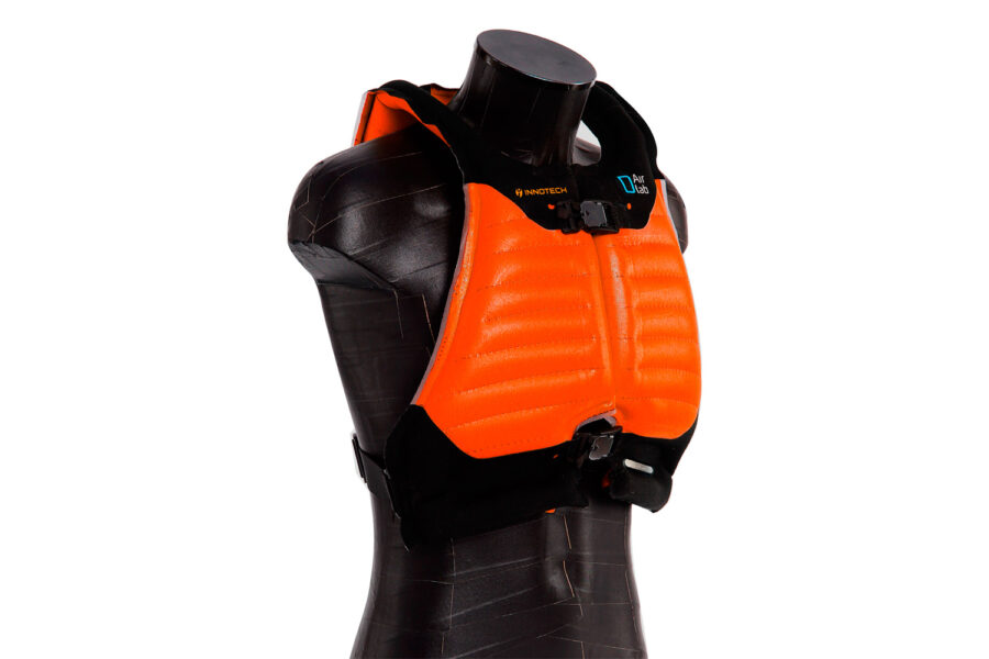 web_STRING-03_PICS-LOW-PSA_STRING_AIR_VEST-DAirLab_c4603123a8