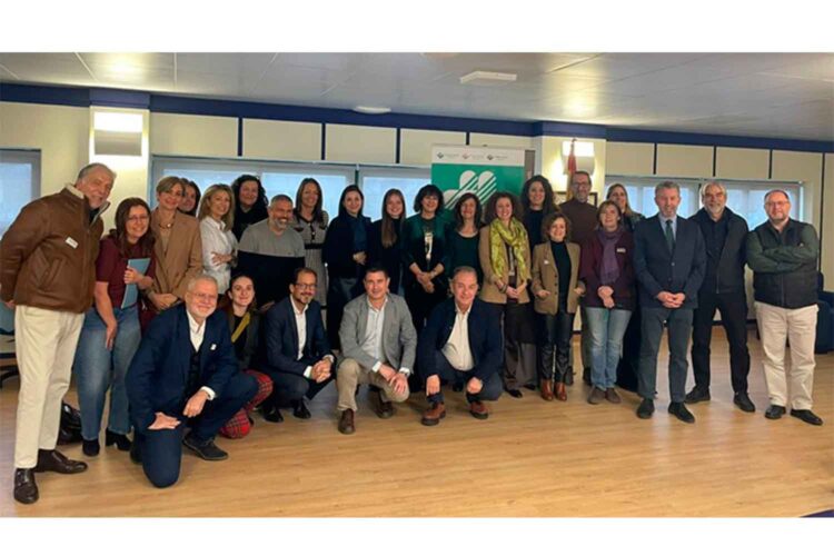 Foto_de_familia_de_la_jornada_de_presentació_FraternidadMuprespa