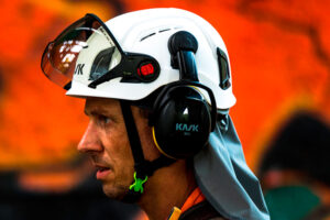 IN-ACTION_NECK-SHADE-KASK