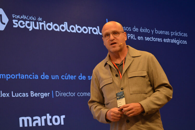 martor
